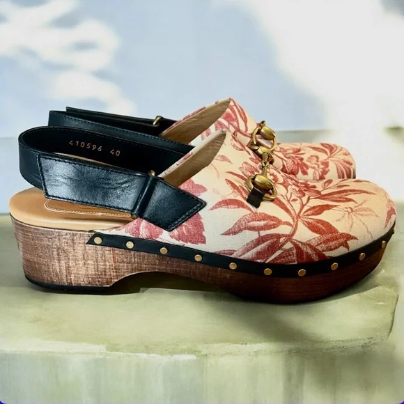 Authentic Gucci Red Floral Canvas Princetown Mules Gold Horsebit Made in Italy - Picture 3 of 4